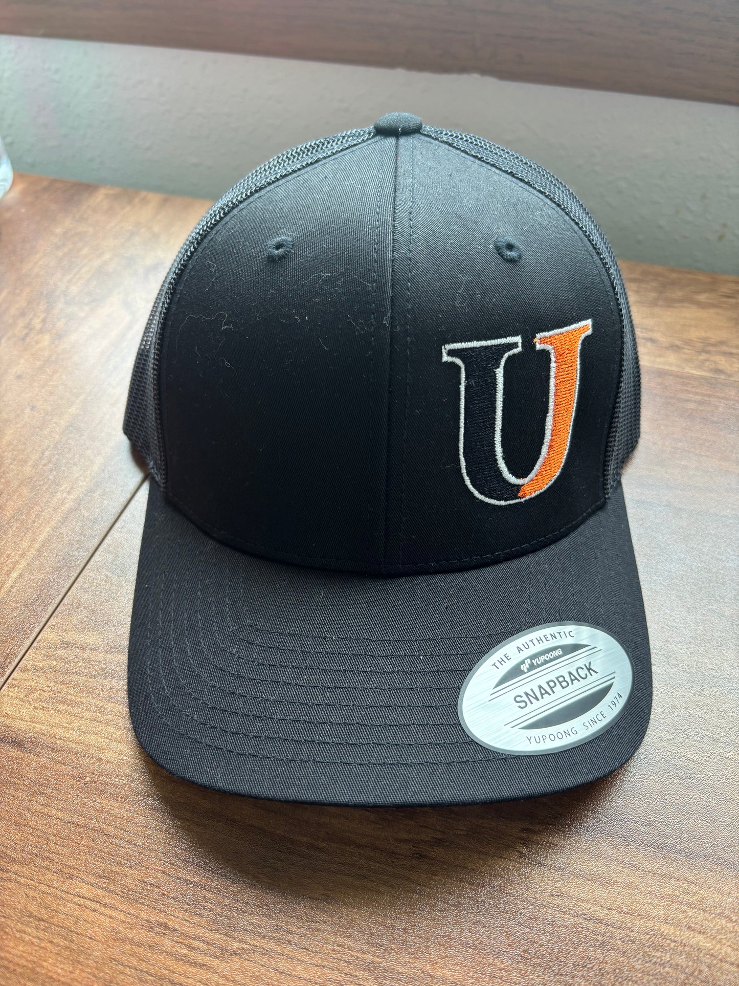 UJ STC39 Sport-Tek Cap - Black/Black
